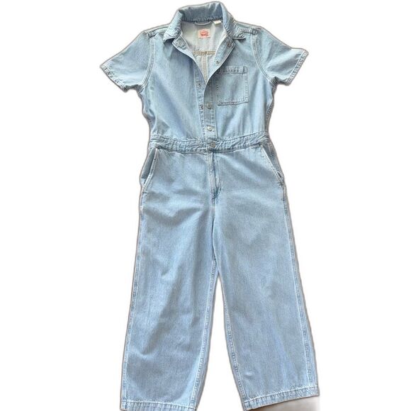 Levi’s Denim Jumpsuit M Short Sleeve Snap Button Front Cropped Utility One-Piece - Picture 3 of 12